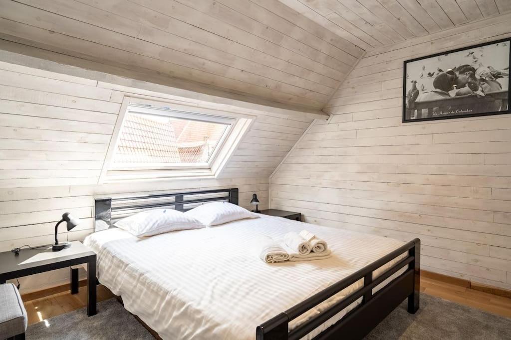 The Bruges Belfry View Appartement Buitenkant foto